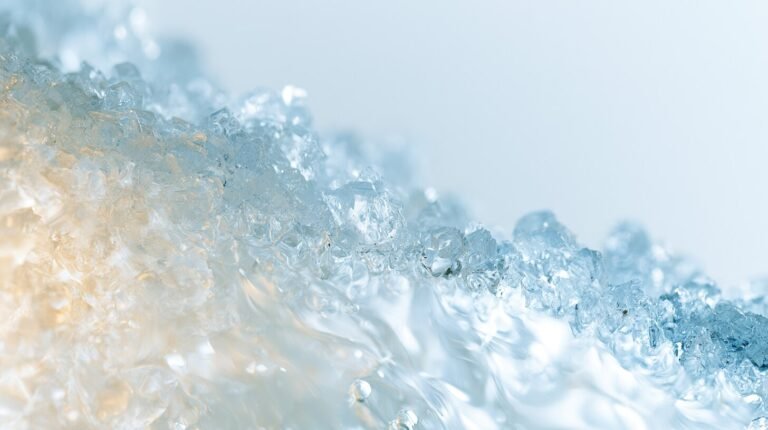 Faceted crystal structures softening into cool water